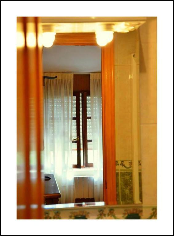 Hospedería El Cantio Orena Habitación foto